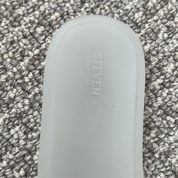 Steven Steve Madden White Jelly H Slides Flat Sandals 6 37 Summer Spring Shoes - Picture 2 of 5